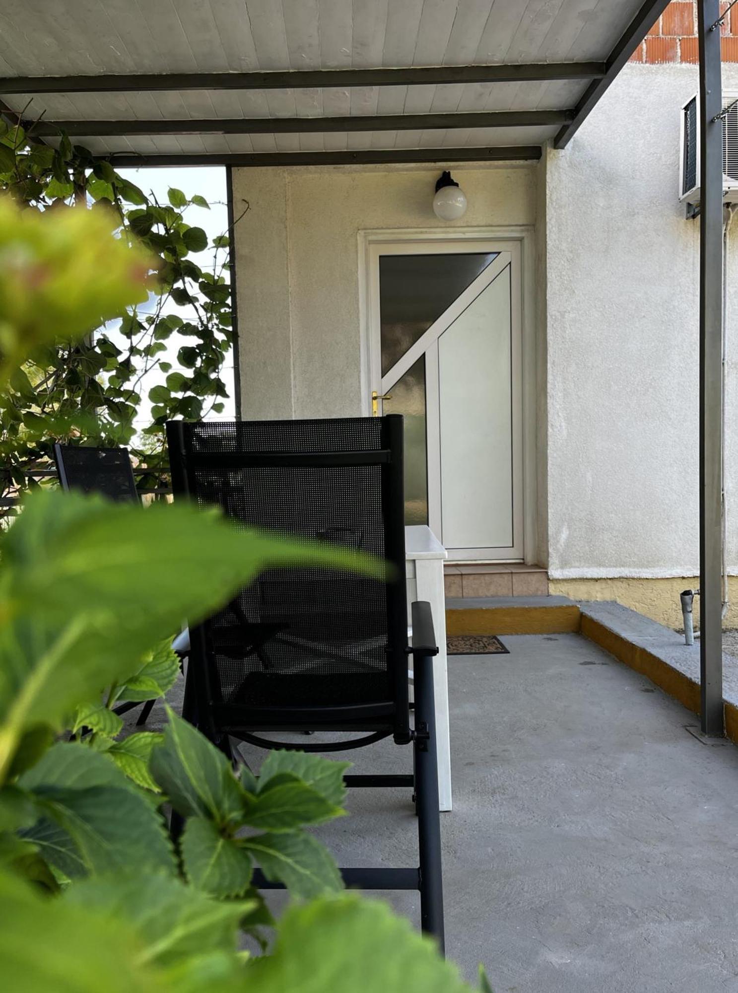 Apartments And Room Markovic Rovinjsko Selo Esterno foto